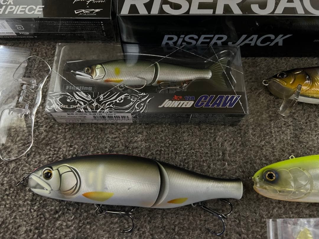 送料無料！お得！早い者勝ち！バス釣り有名メーカービッグベイト等 まとめ売りセット