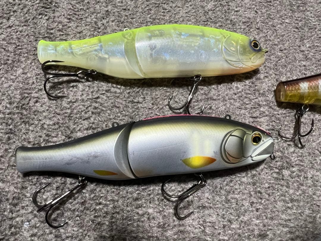 送料無料！お得！早い者勝ち！バス釣り有名メーカービッグベイト等 まとめ売りセット