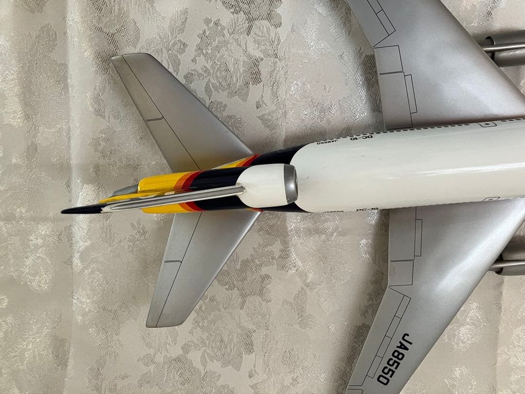 JAS 日本エアシステム　1/100 DC-10 JA8550