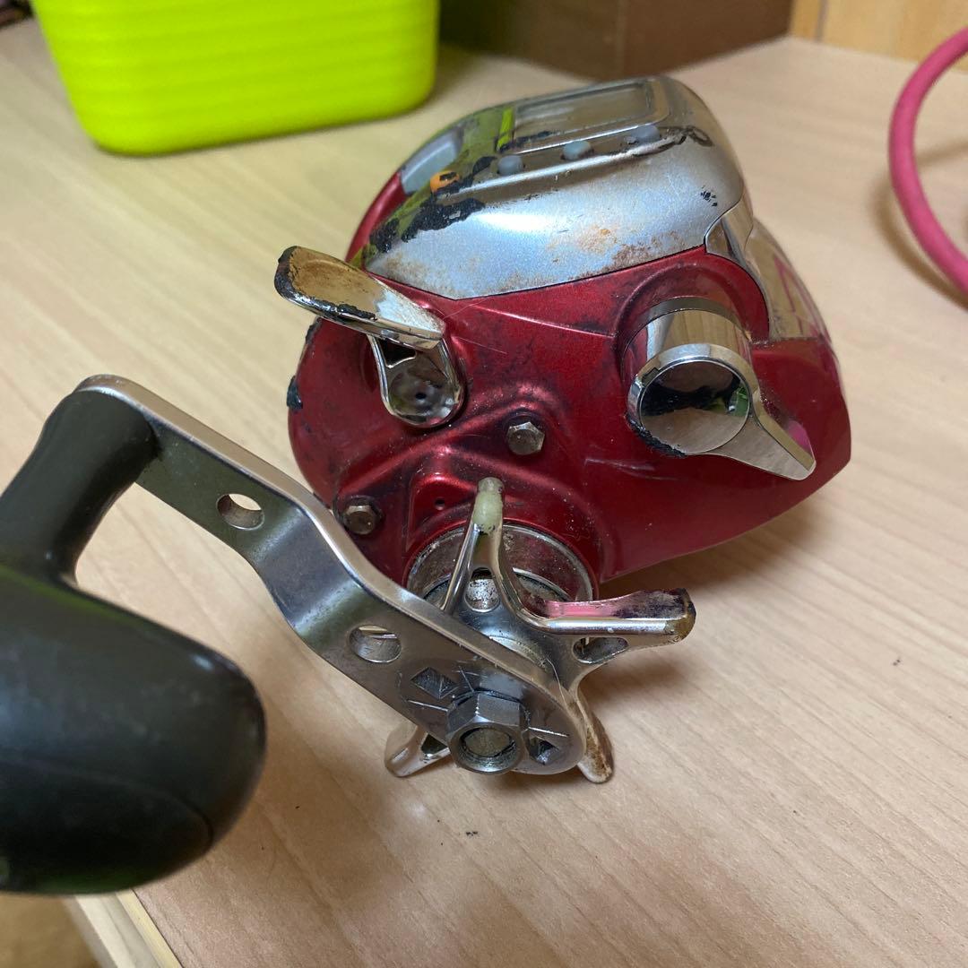 電動リール 赤色 デジタル表示Seaborg400fbe