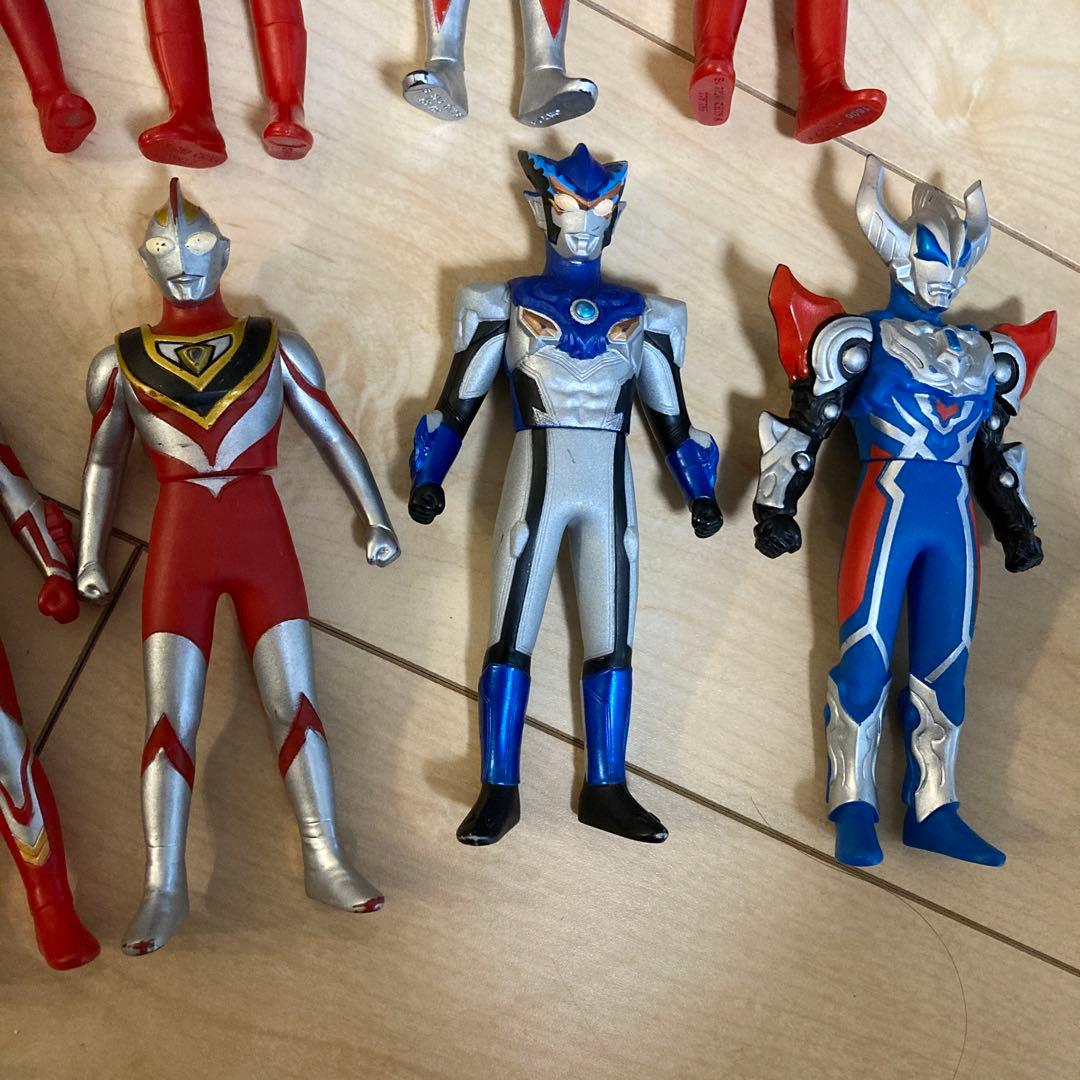 ウルトラマン　フィギュア　中古品15体