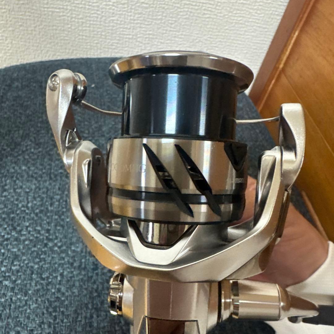 シマノ　23ストラディック4000MHG 美品