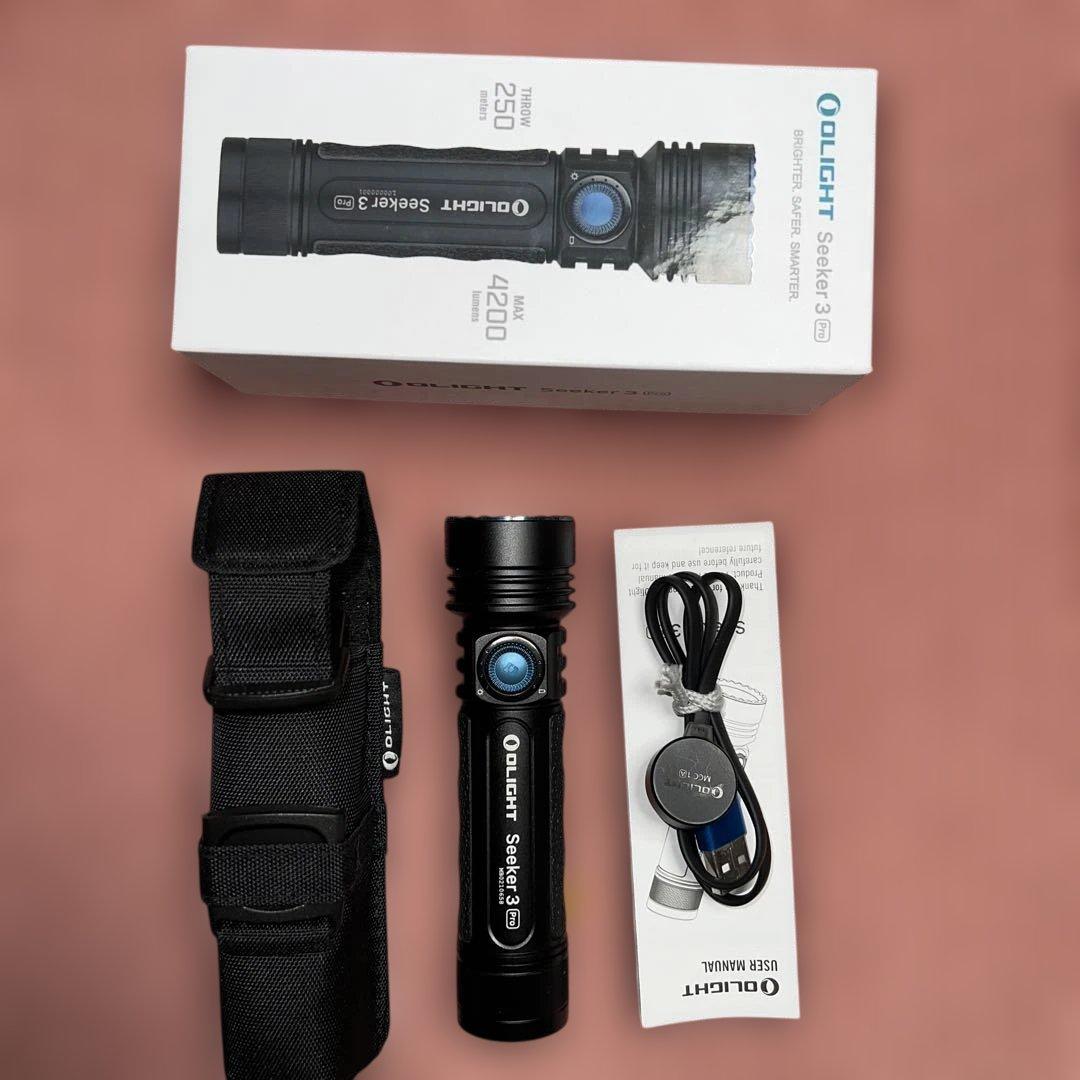 OLIGHT seeker3 pro未使用美品