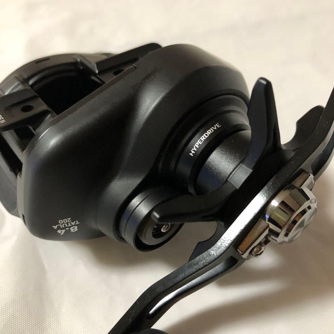 未使用　DAIWA ダイワ　25タトゥーラ TW 200XHベイトリール　釣り
