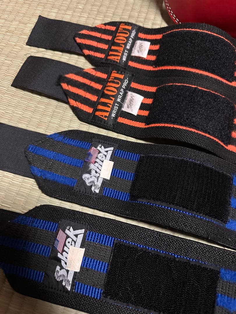 All OUT パワーリフティングベルト 美品 リストラップ等 まとめ売り