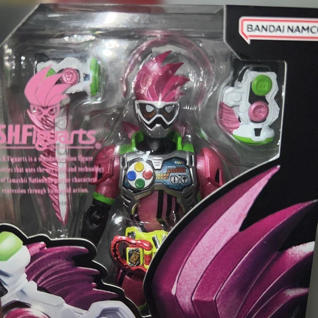 仮面ライダーエグゼイド　ビルド　フィギィア