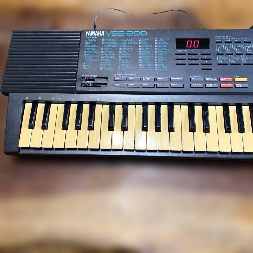 YAMAHA VSS-200 電子キーボード