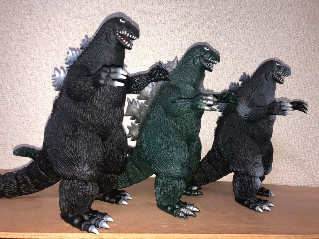 キンゴジフィギュア 3体セット★バンダイJAPAN ゴジラforever