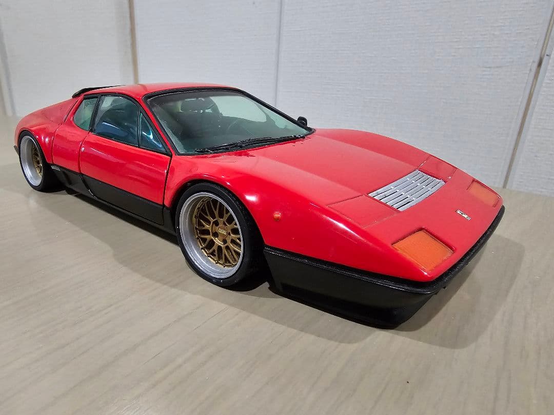 CHRONO　1/18　FERRARI BB512 RED