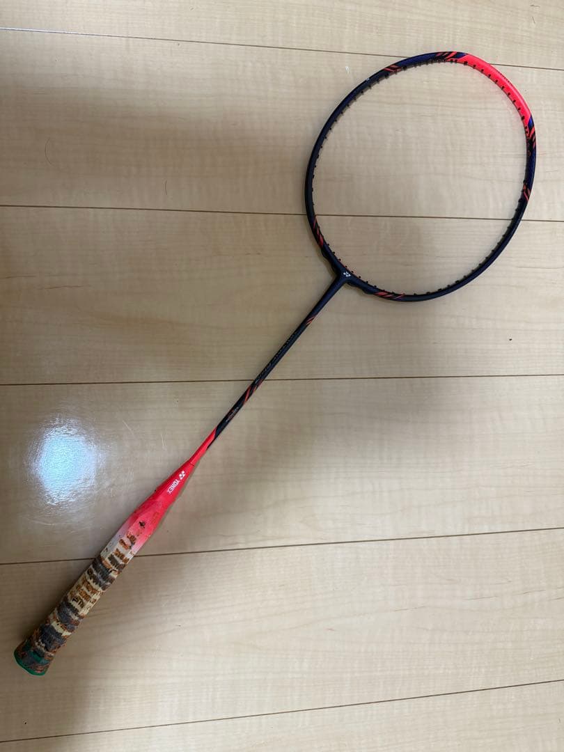 YONEX VOLTRIC GlanZ 4UG5 バドミントンラケット 廃盤品
