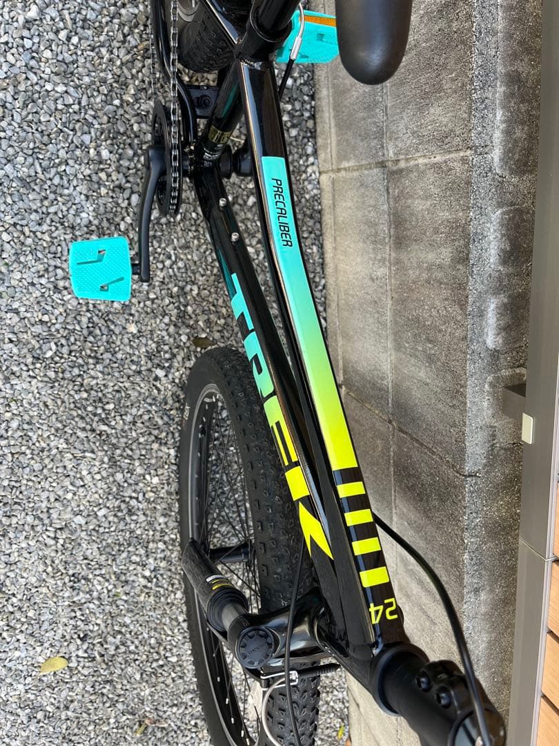 TREK　Precaliber 24 8-speed Suspension　美車