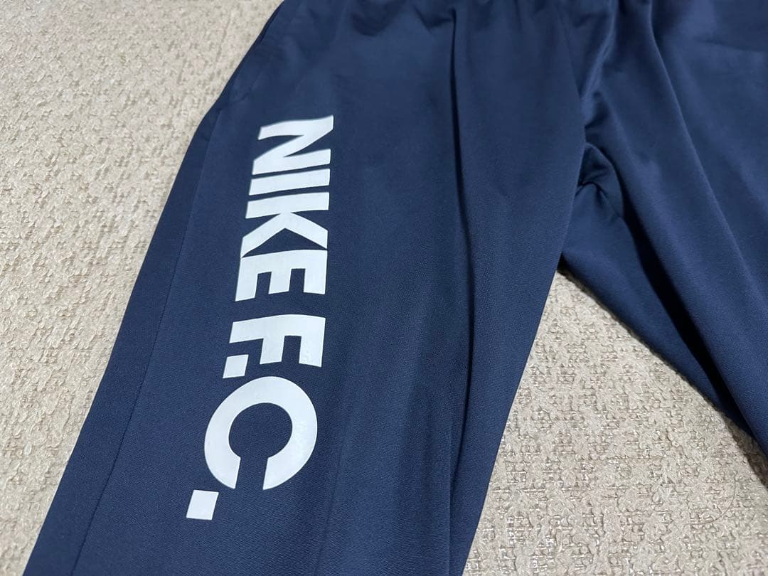 Nike F.C. トレーニングパンツ ジャージ　ネイビー　美品