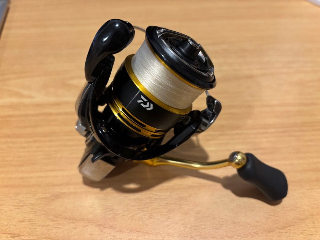 23レガリス LT2000S-P スピニングリール