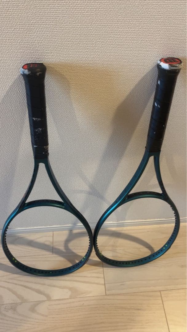 Wilson ブレード98 V9 16×19 305g 2本