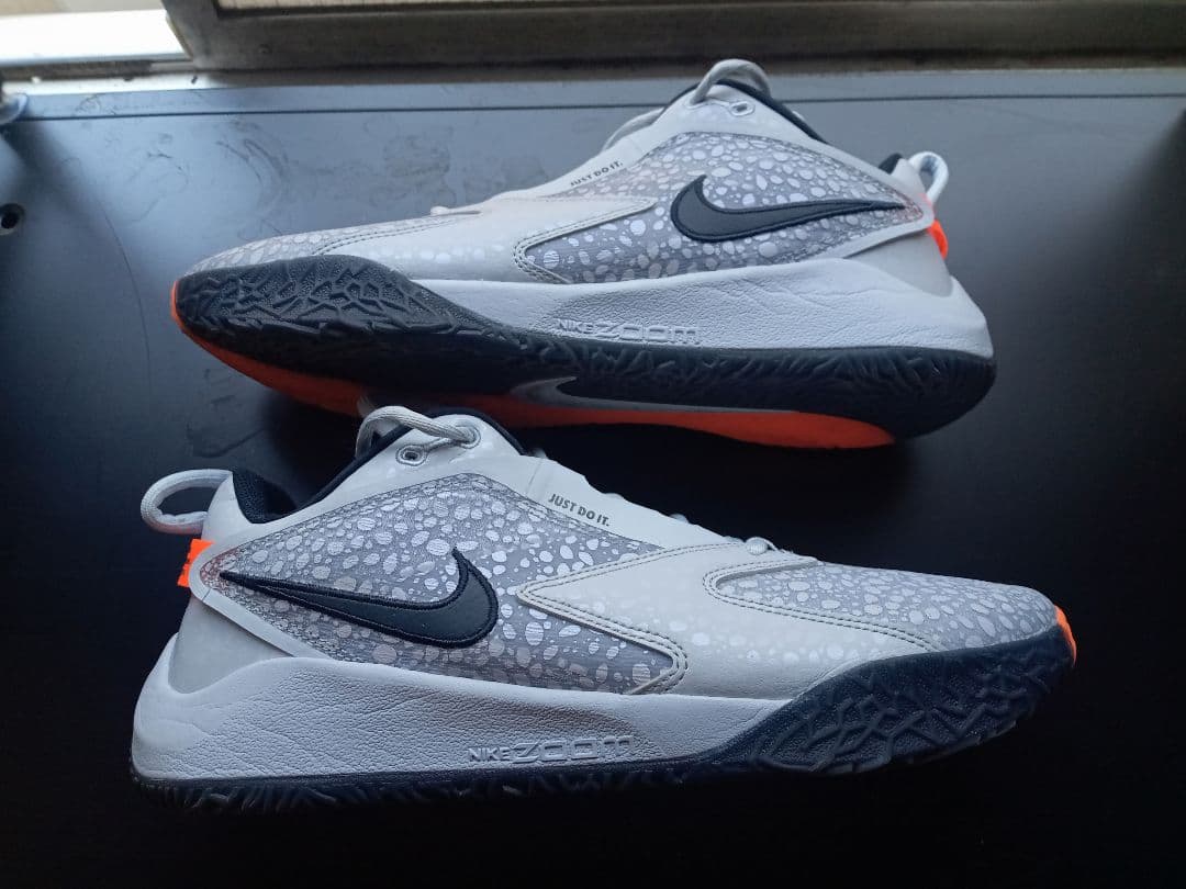 Nike バレーボールシューズ ハイパーエース3 SE 29cm(中古品)