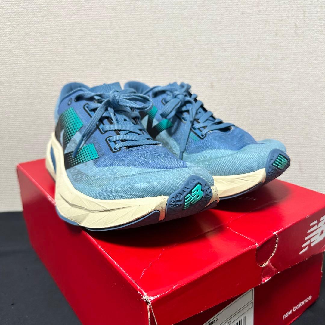 最終値下げ　NB FuelCell Rebel v4 26.5cm