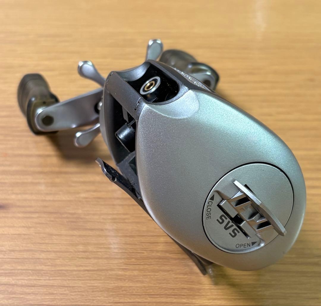 極美品 シマノ 97 スコーピオン メタニウム XT ベイトリール 右巻き
