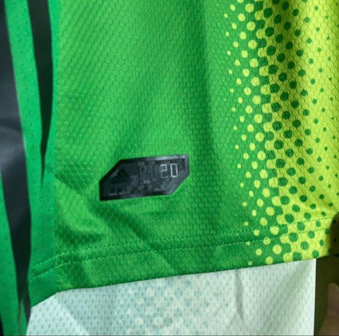 adidas パレス×アディダス　コラボ　ユベントスユニフォーム