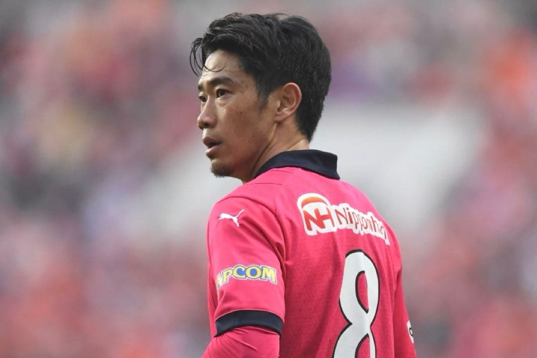 ♦︎美品♦︎8香川真司Mサイズセレッソユニフォーム