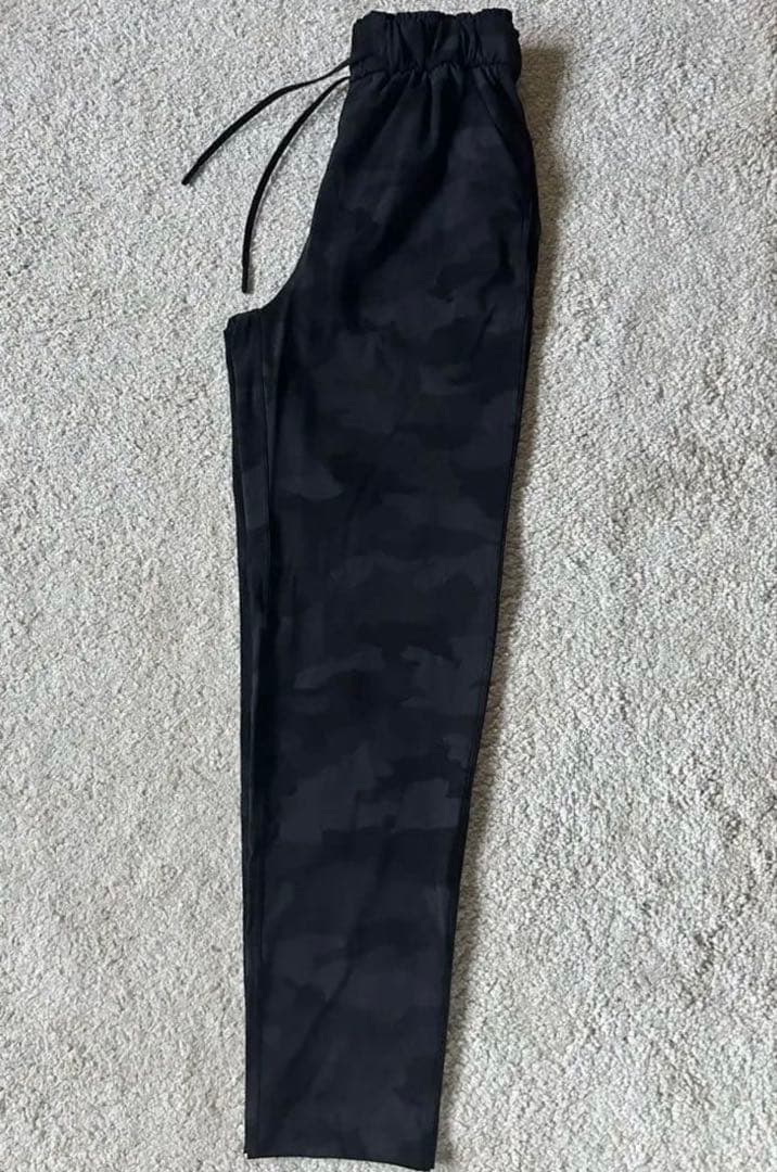 lululemon 】カモフラジョガーパンツ　サイズ2