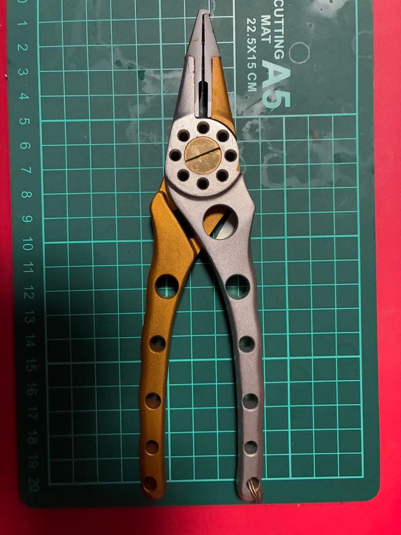 フィッシャーマン　プライヤー