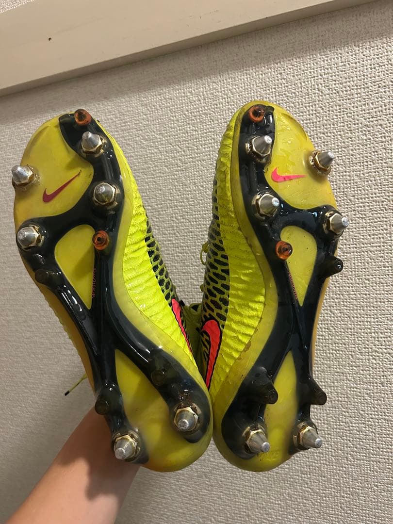 Nike マジスタオブラSG