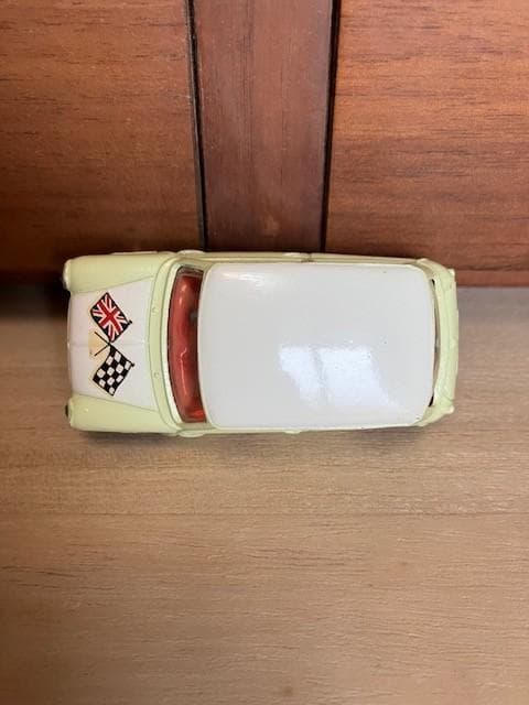 コーギー　CORGI　TOYS　２２７　ミニクーパー　コンペテイション