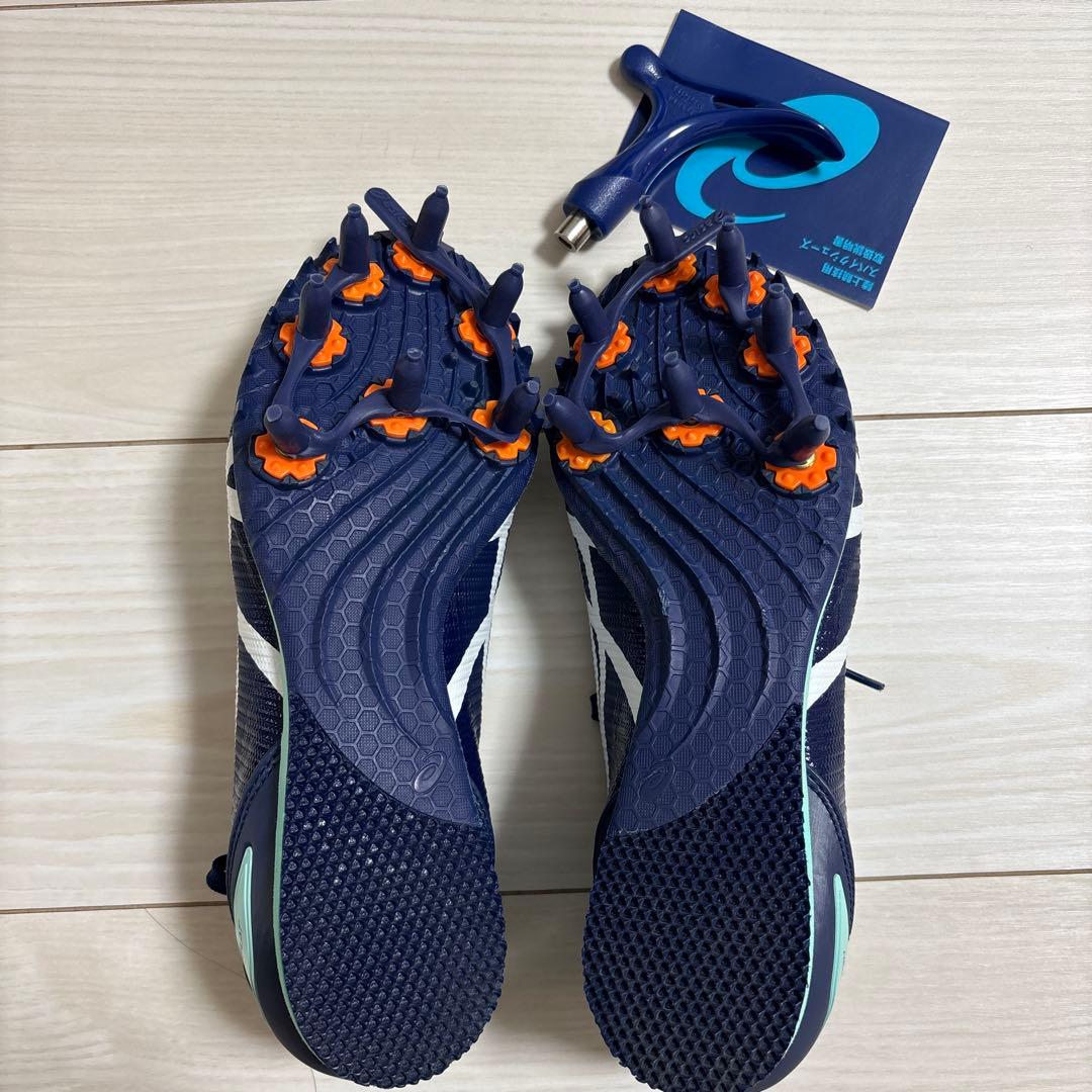 ASICSスパイクシューズ ネイビー/ホワイト　陸上競技　土トラック 兼用モデル