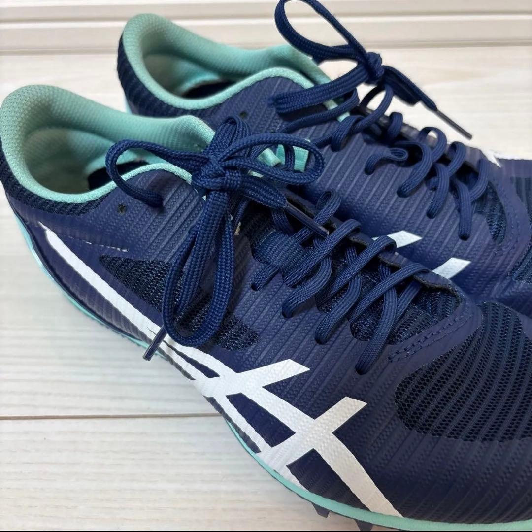 ASICSスパイクシューズ ネイビー/ホワイト　陸上競技　土トラック 兼用モデル
