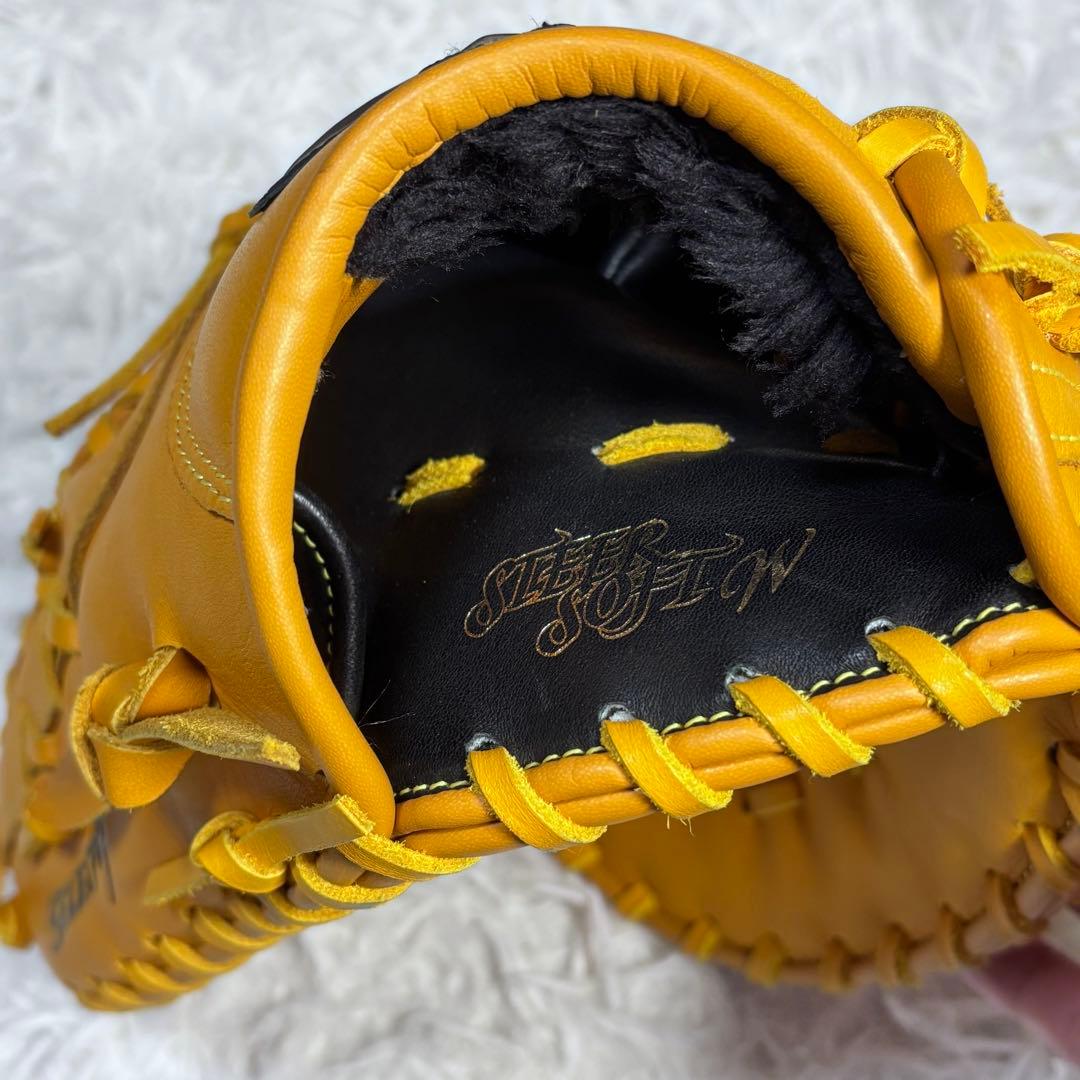 ま　Mizuno 軟式 ファーストミット グローブ 左投げ用 イエロー