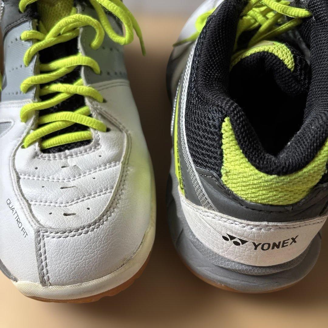 YONEX バドミントンシューズ QUATTROFIT 26cm