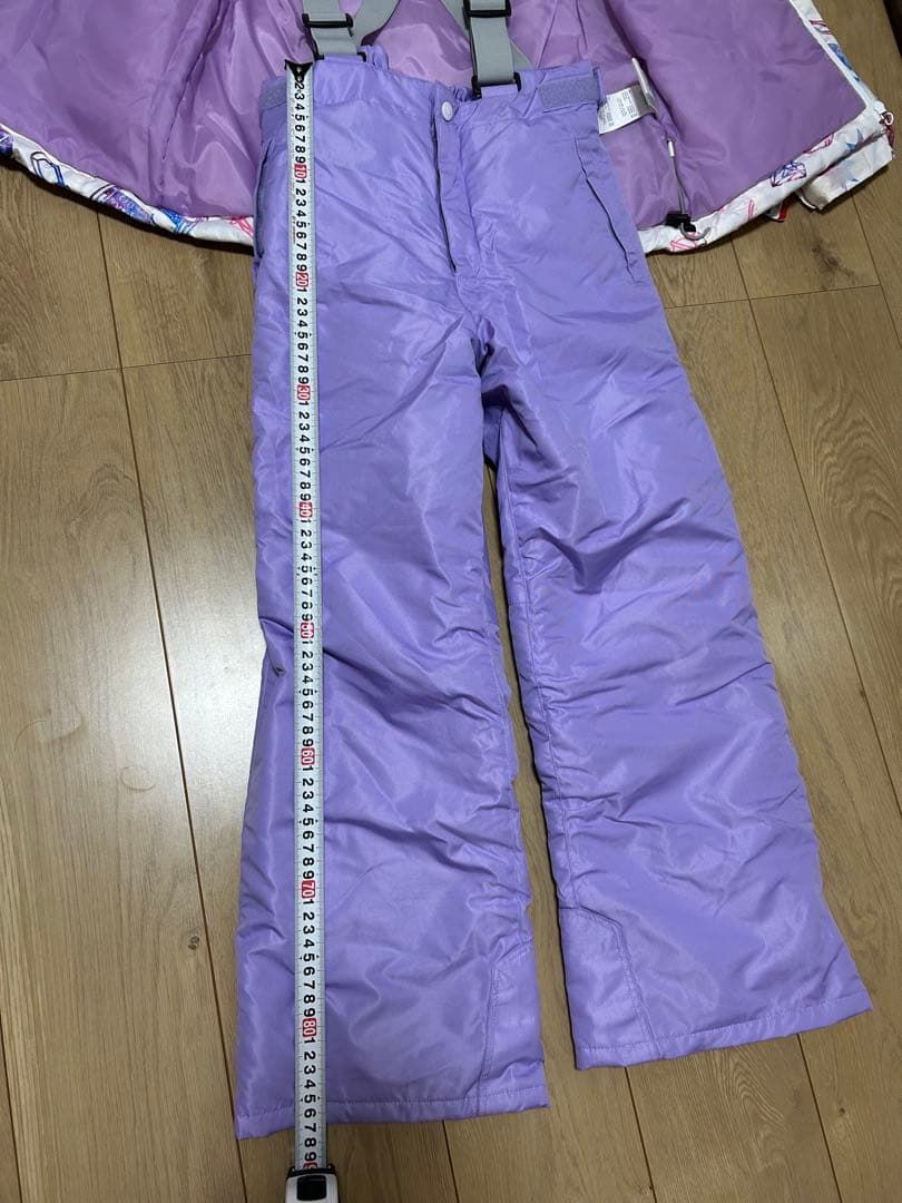 新品タグ付き スキーウェア 150