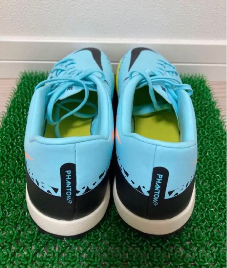 NIKE ファントム GT2 アカデミー TF