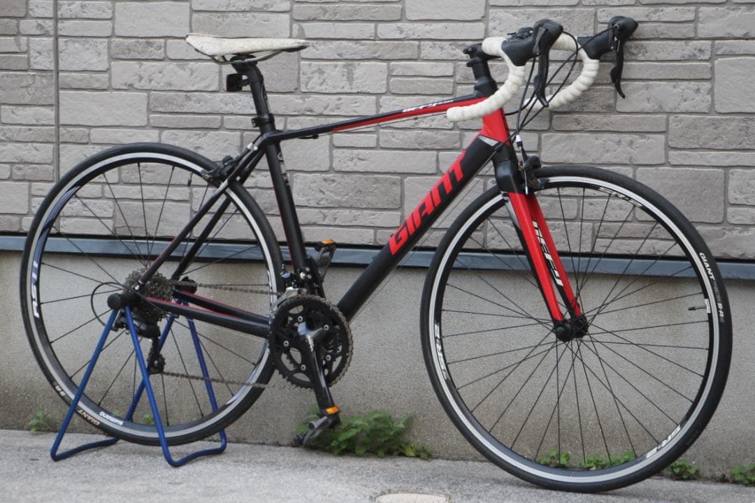 引き取り限定♪人気のGIANT♪DEFY♪軽量アルミフレームロードバイク♪