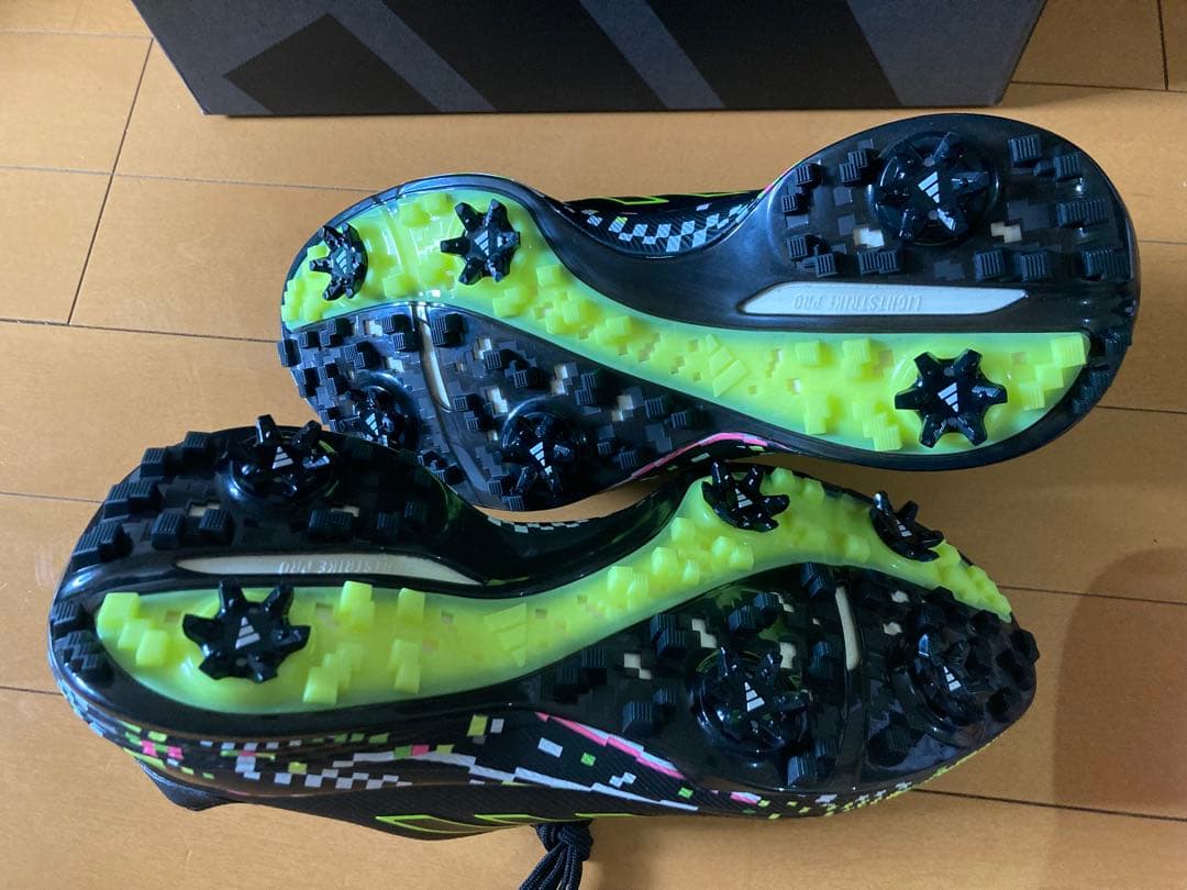新品adidasアディダスゴルフシューズ　コードカオス レースレス グリッチ