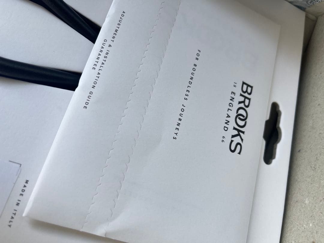 値引き中　Brooks Cambium17 (all weather)