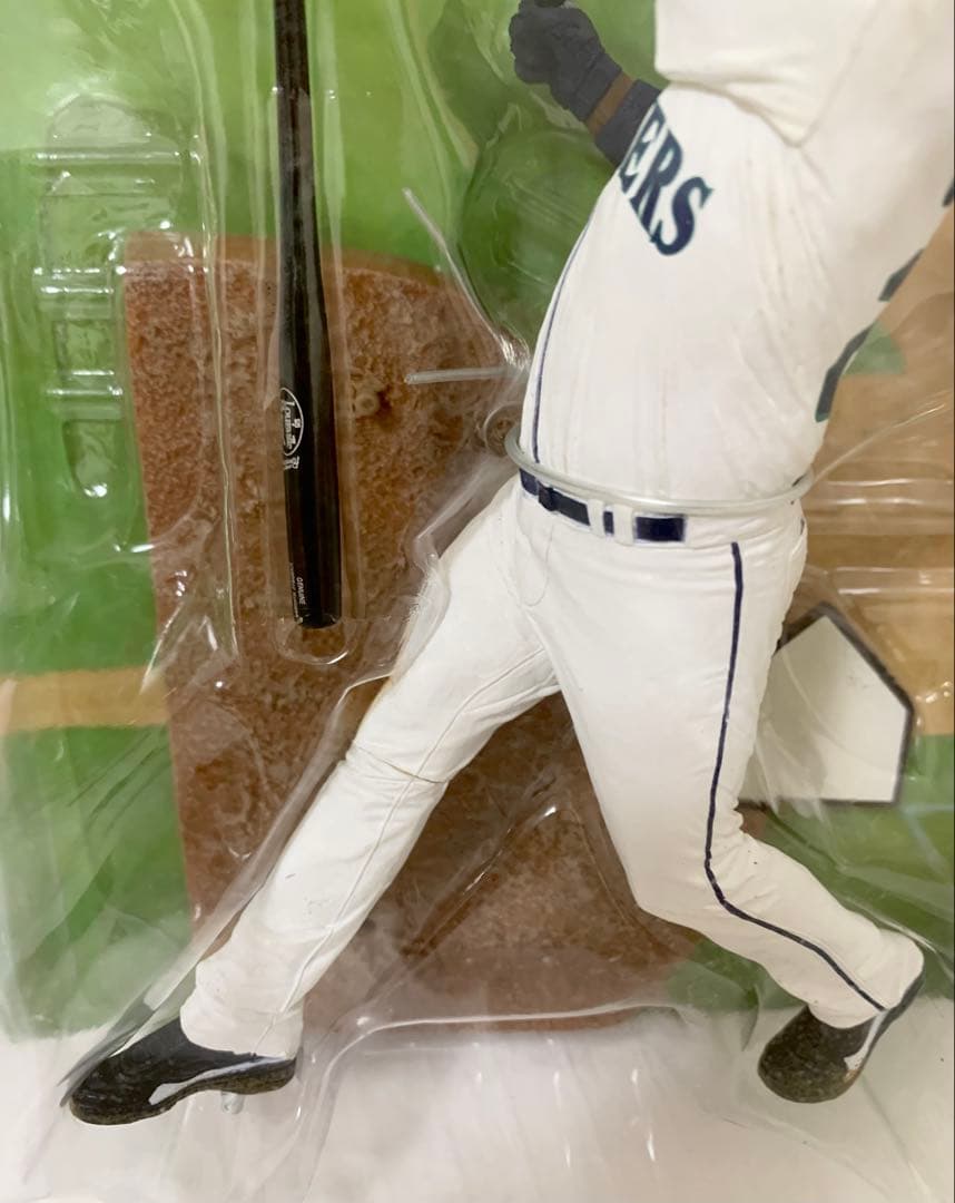 Mcfarlaneマクファーレン MLBフィギュア ケン・グリフィーJr.