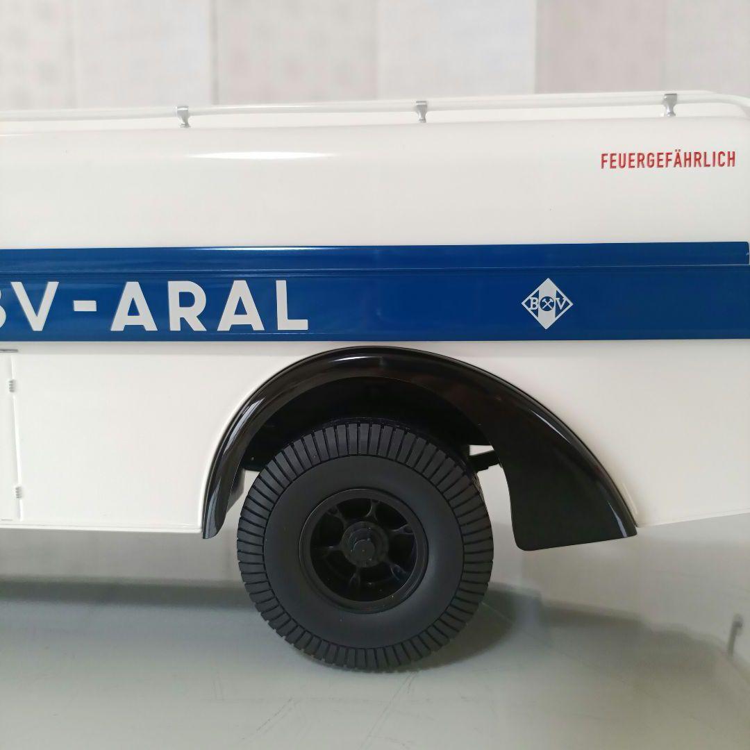 ミニチャンプス製　メルセデスベンツ L6600 タンクワゴン 1/18