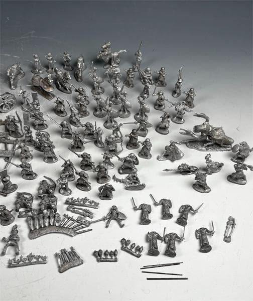 メタル　フィギュアセット多数