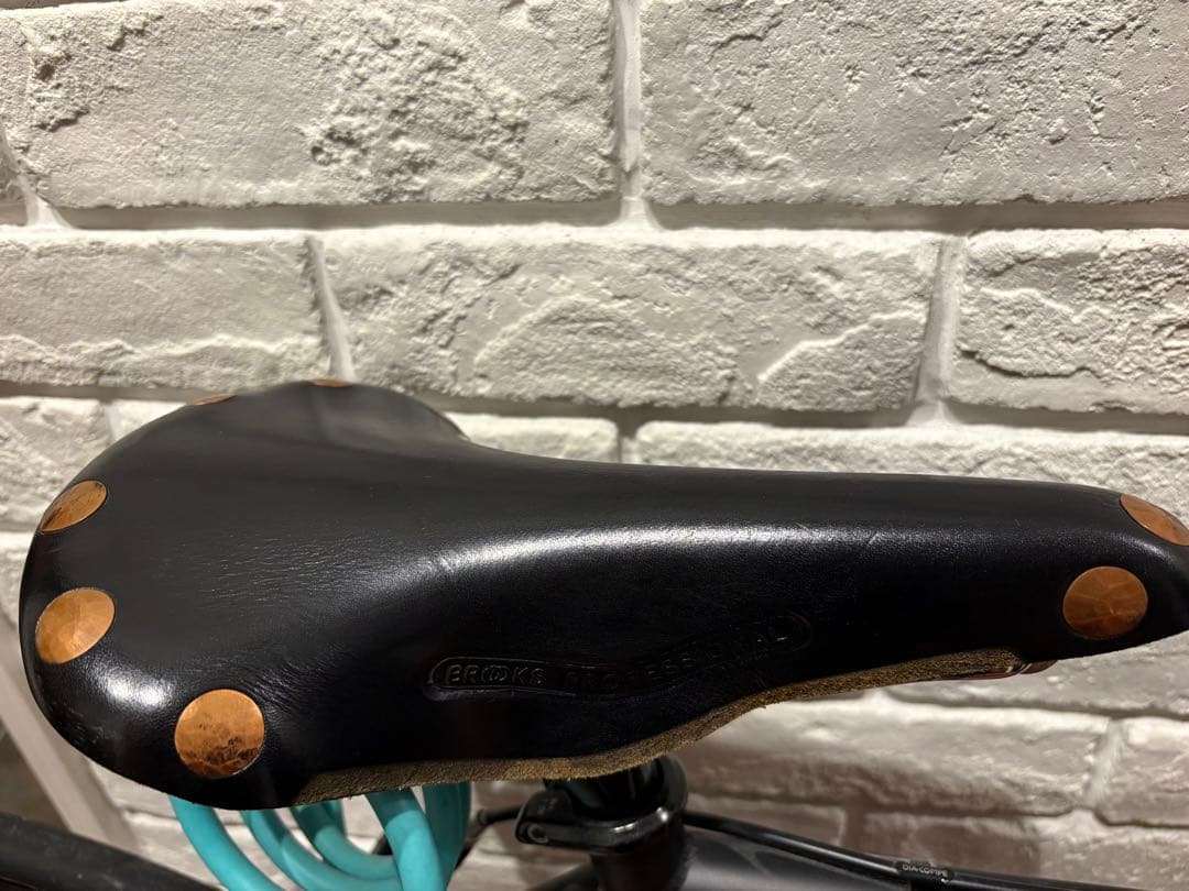 ブルックス BROOKS PROFESSIONAL サドル 黒 銅製リベット付き