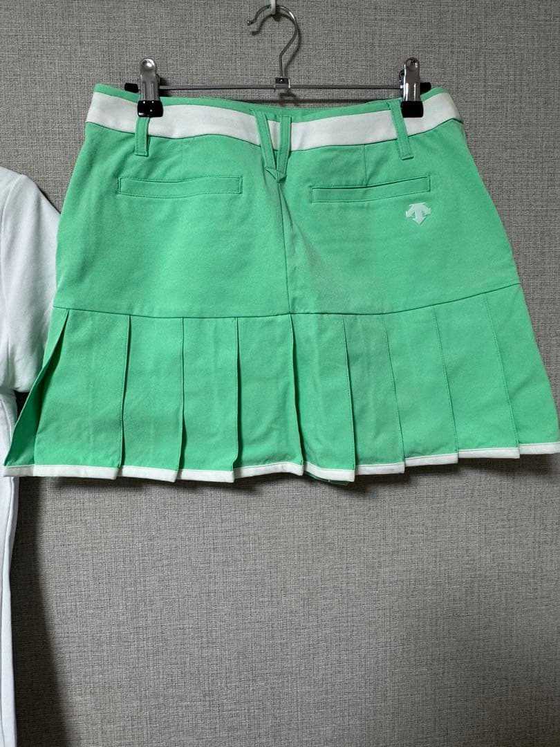 DESCENTE(デサント) ポロシャツとプリーツスカート セット