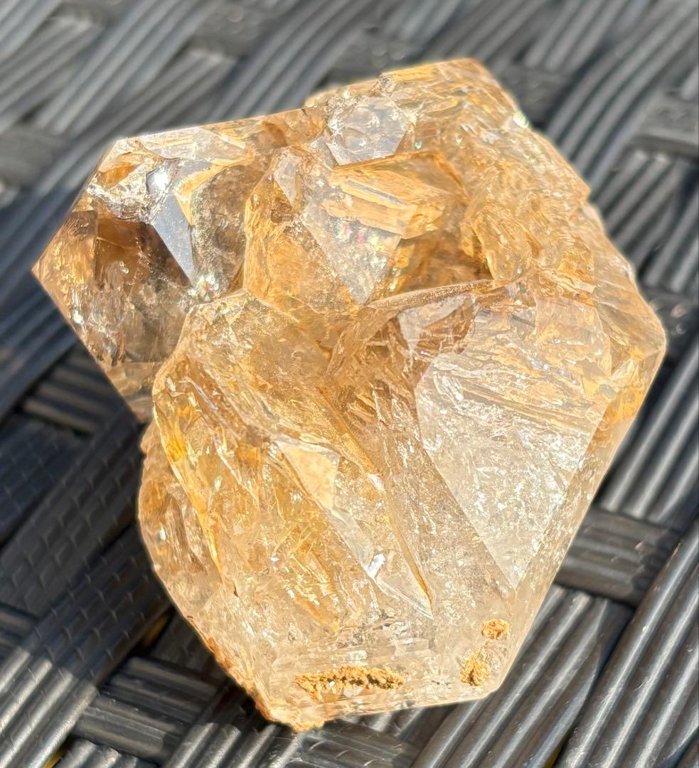 【天然石】原石　虹入り　天使の贈り物　骸骨水晶　エレスチャルクウォーツ②