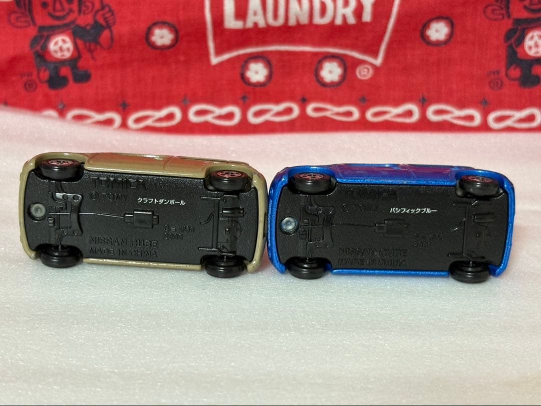 ＊希少品＊トミカ 日産 キューブ 【カラーサンプル 9台セット】