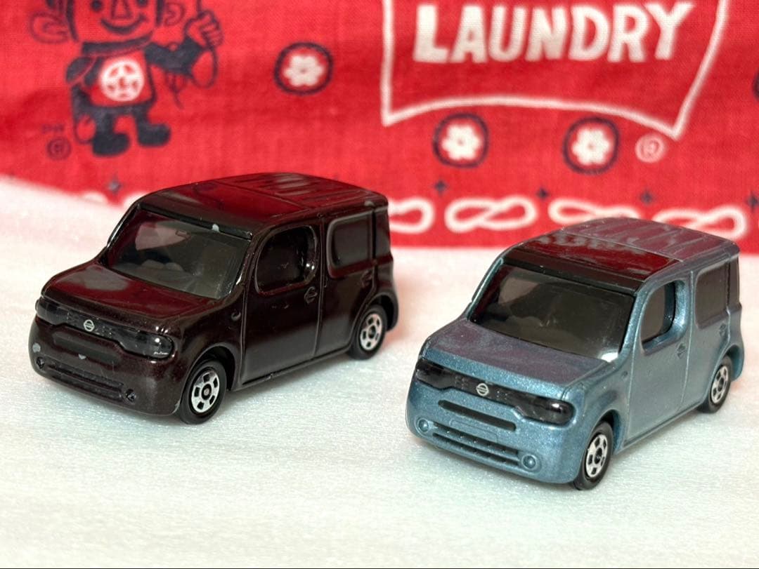 ＊希少品＊トミカ 日産 キューブ 【カラーサンプル 9台セット】