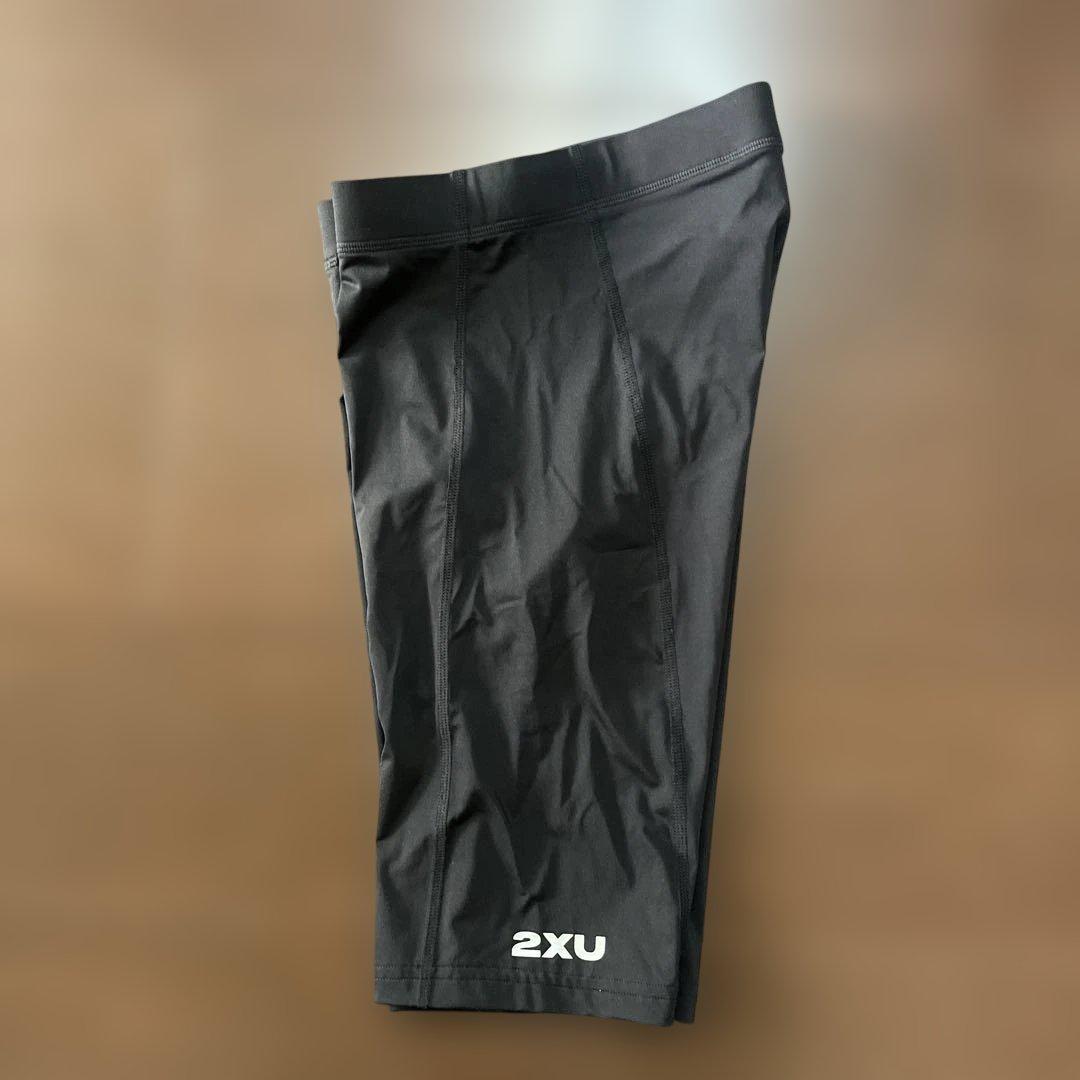 2XU ブラックショートパンツ
