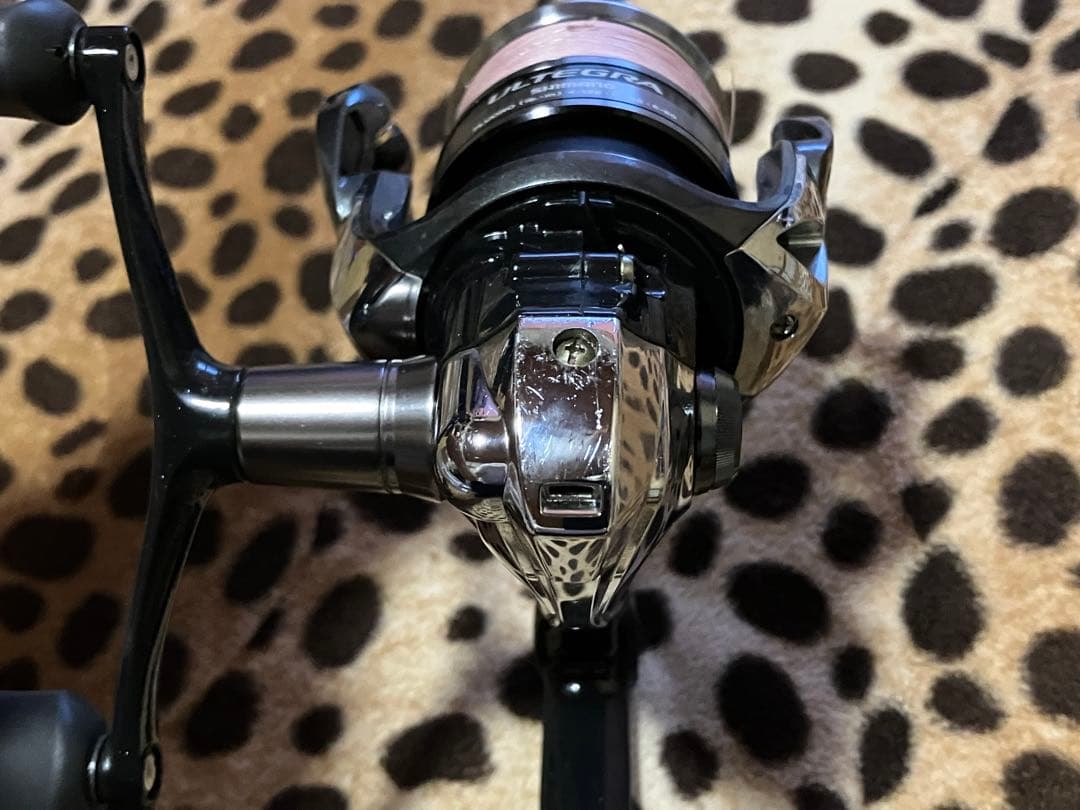 1 美品 シマノ純正 アルテグラ C3000SDH ダブルハンドル ライトゲーム