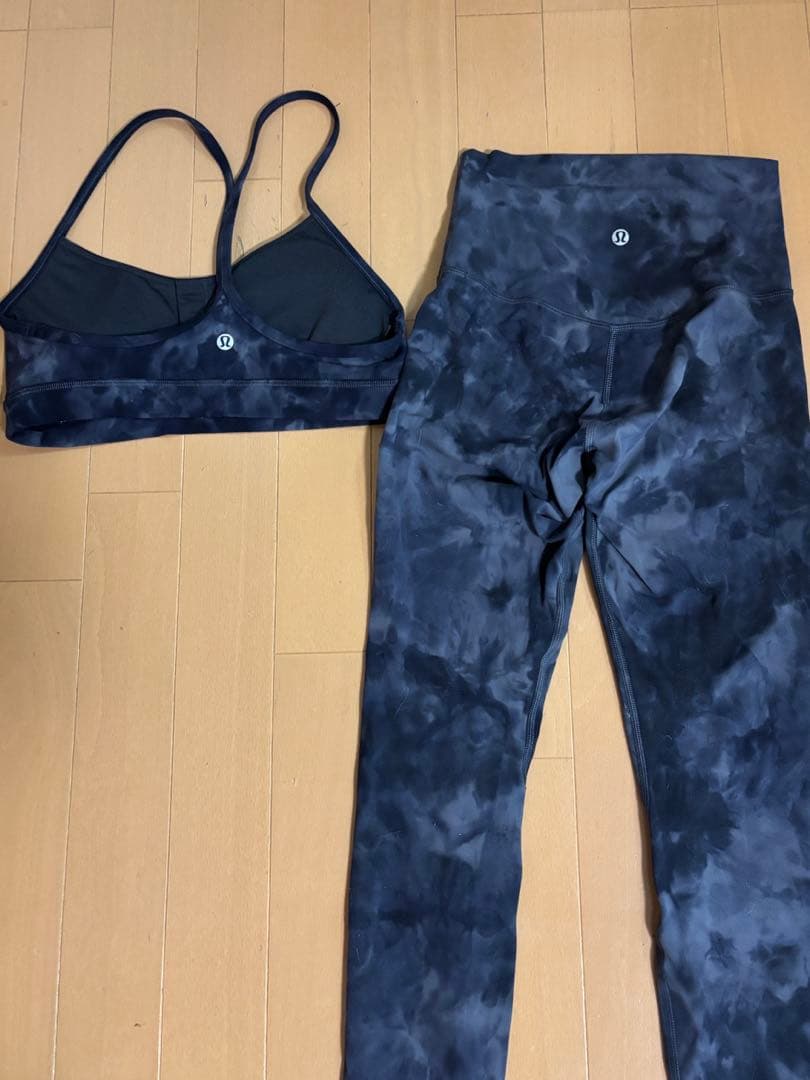 Lululemon ヨガウェア セット