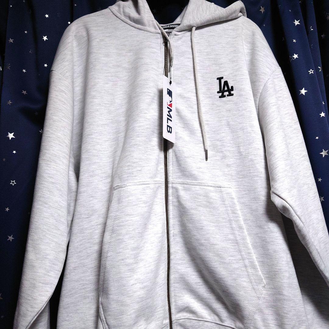 新品　ドジャース　LA ジップパーカー