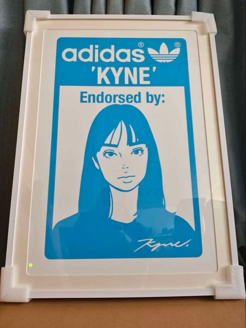 額装付き　KYNE × adidas STAN SMITH：A ED30