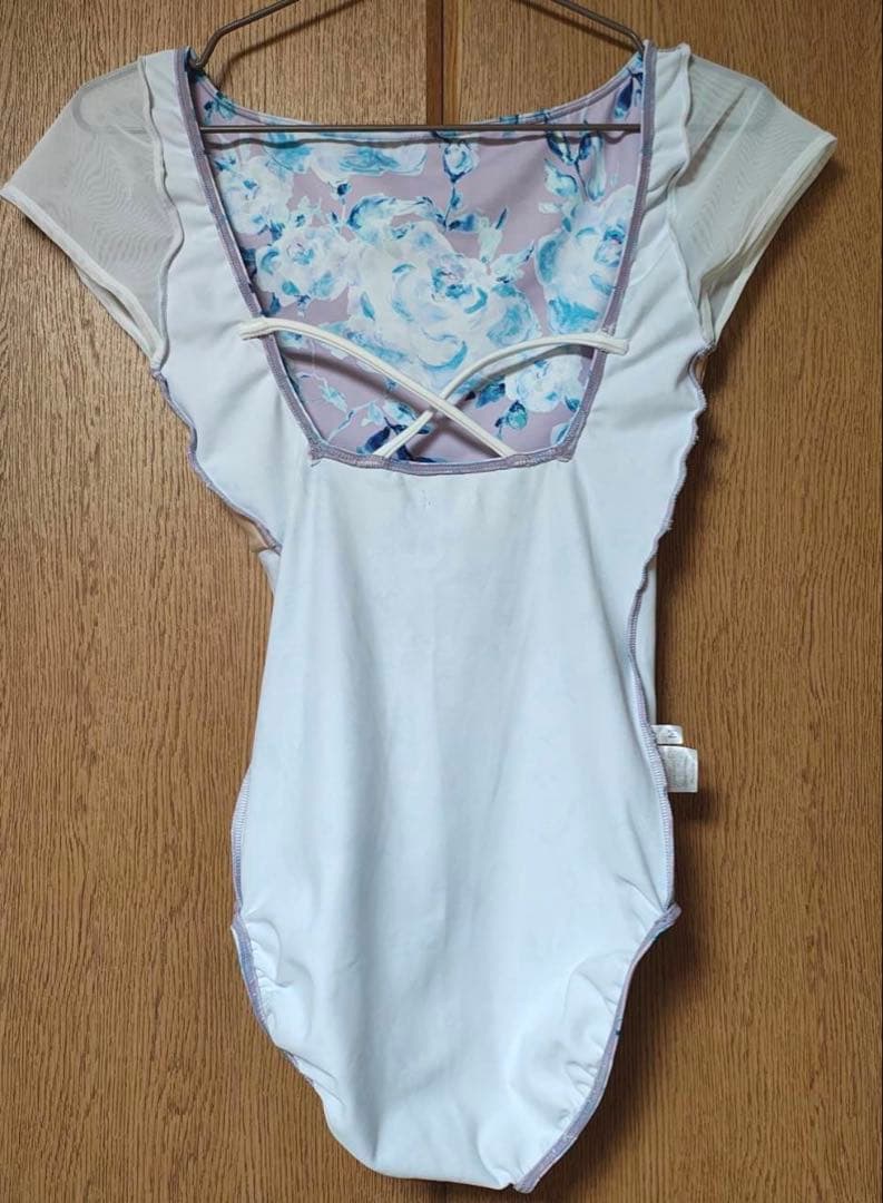 スティナ　stina バレエ　レオタード　Mサイズ